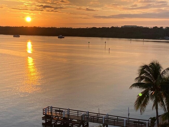 Building Photo - 8800 Bay Pines Blvd