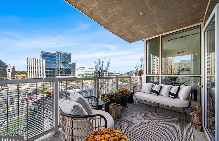 Building Photo - 3409 Wilson Blvd