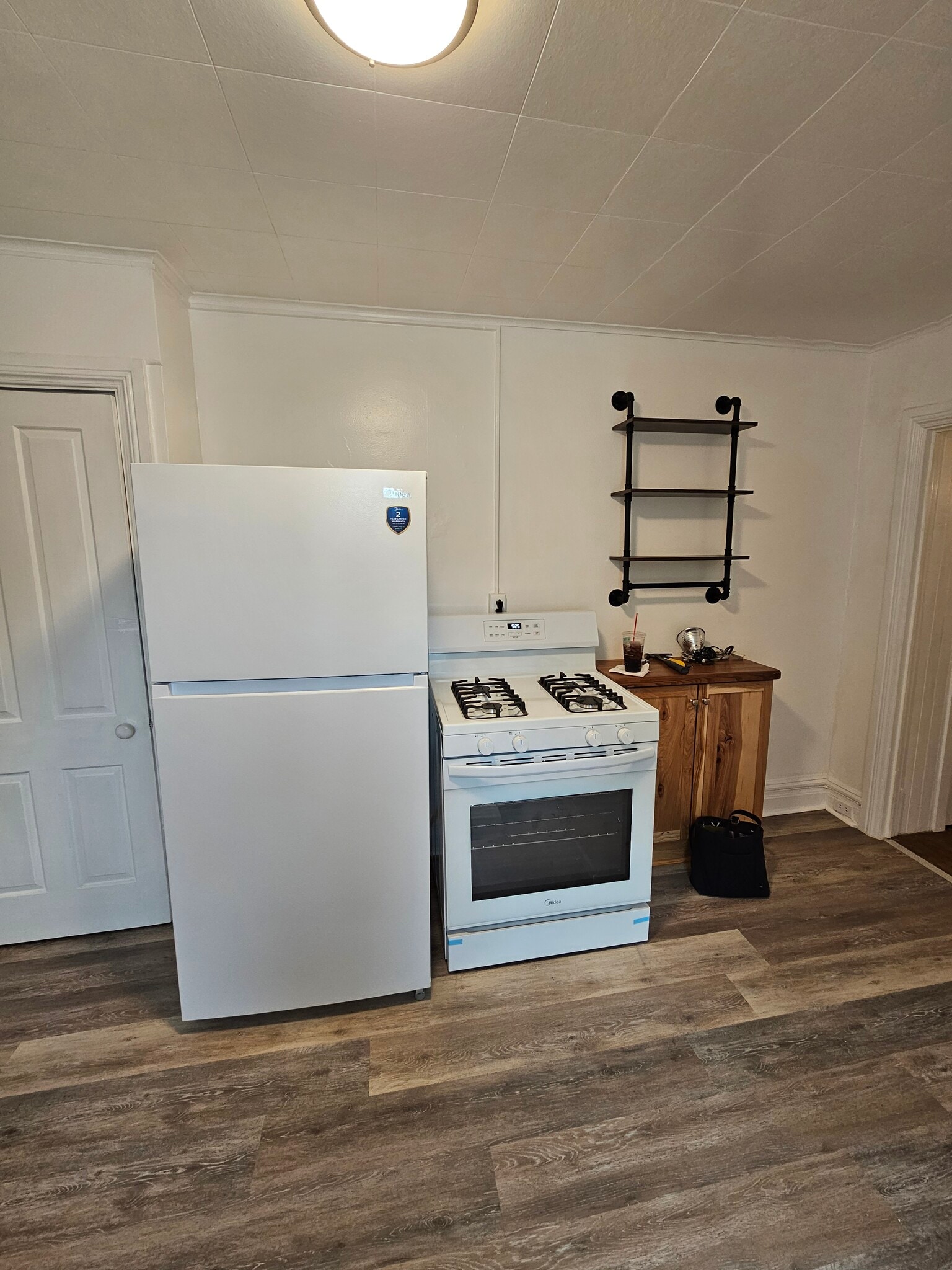 Kitchen - new appliances - 1627 N 2nd St