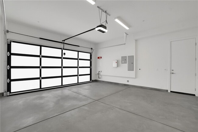 Building Photo - 168 Creation