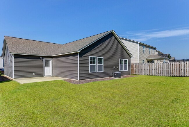 Building Photo - Beautiful Home for Rent in Elgin's Walnut ...