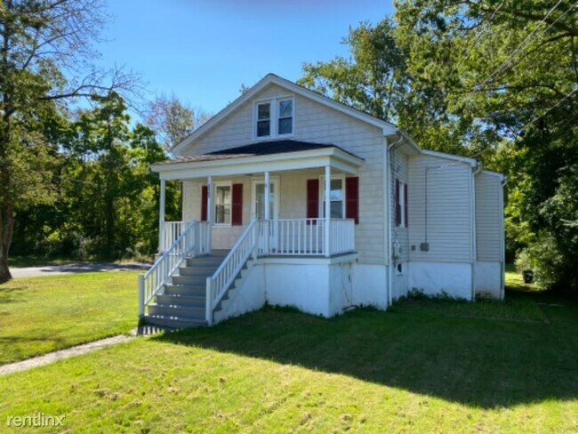Primary Photo - 3 br, 2 bath House - 1303 Valley Road