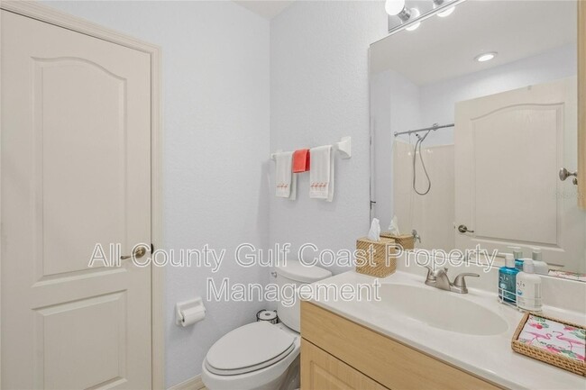 Building Photo - 203 Casa Del Lago Way