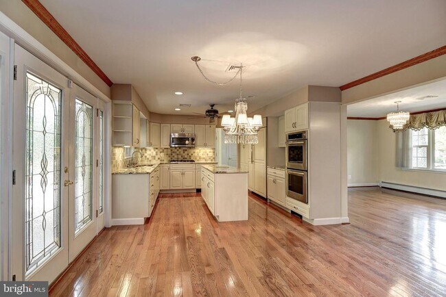 Building Photo - 929 Woburn Ct