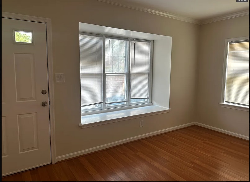 Living room recessed window - 2530 Fairfax Dr