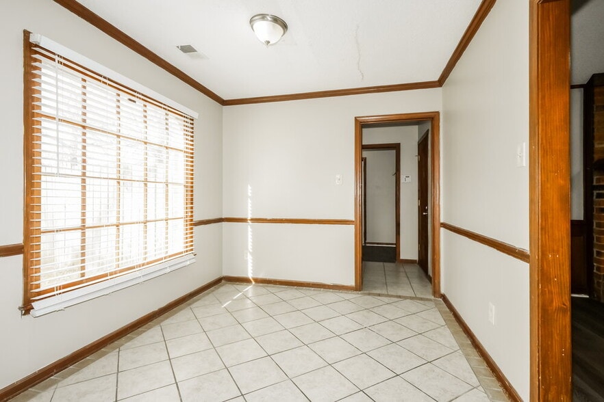 Building Photo - 7026 Cross Timber Ln