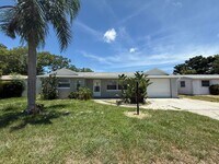 Building Photo - Available Now! Beautiful Single Family Por...