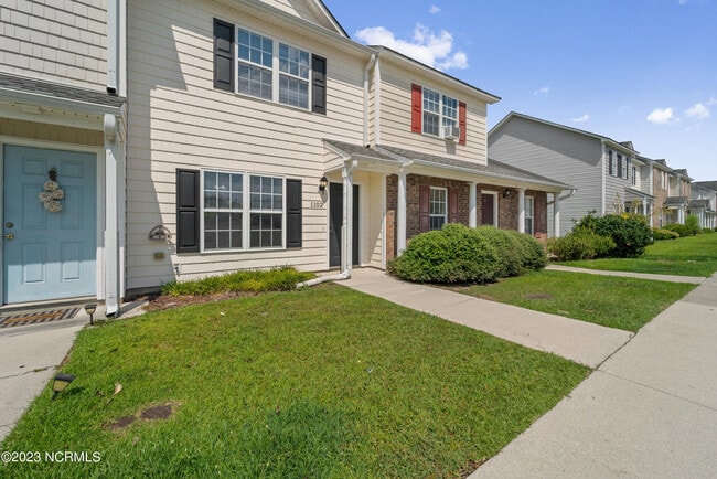 Building Photo - 1102 Springwood Dr
