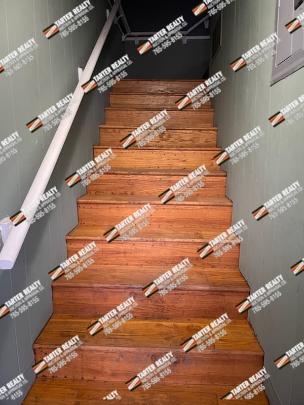 Building Photo - 503 1/2 Richmond St