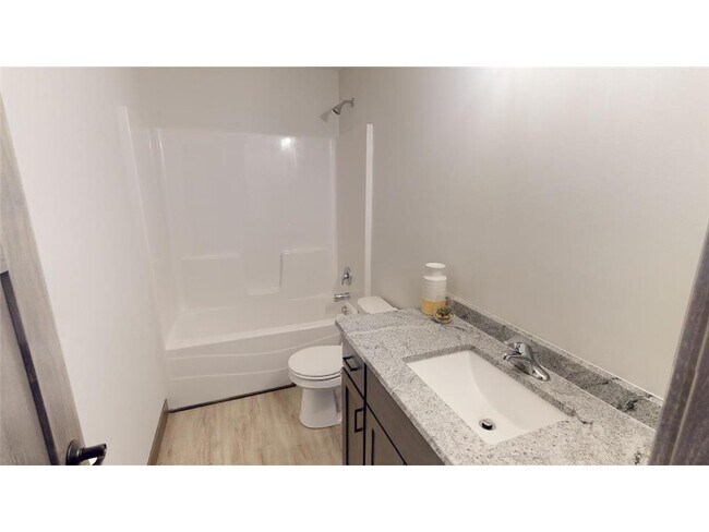 Building Photo - 11744 Kings Ln