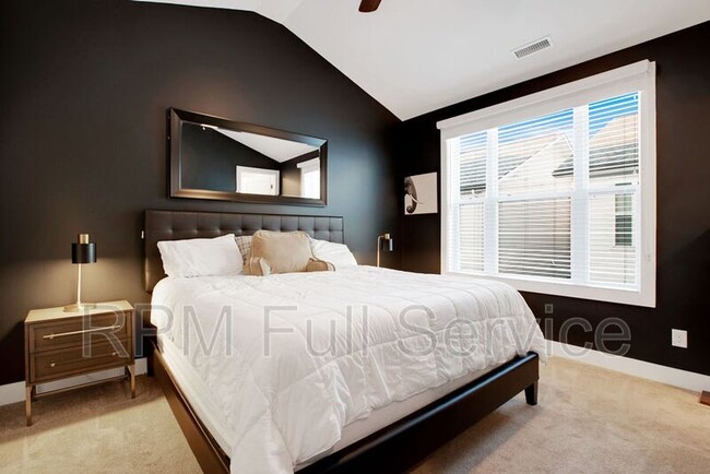 Building Photo - 508 Vernon Cir