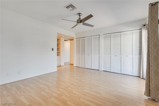 Building Photo - 2504 Sidonia Ave