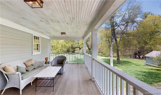 Building Photo - 25 East St