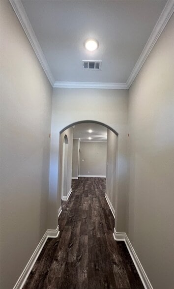 Building Photo - 704 Tippit Ln