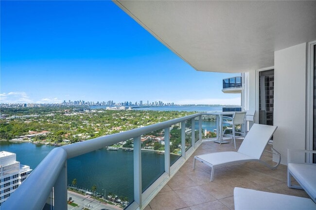 Building Photo - 4779 Collins Ave