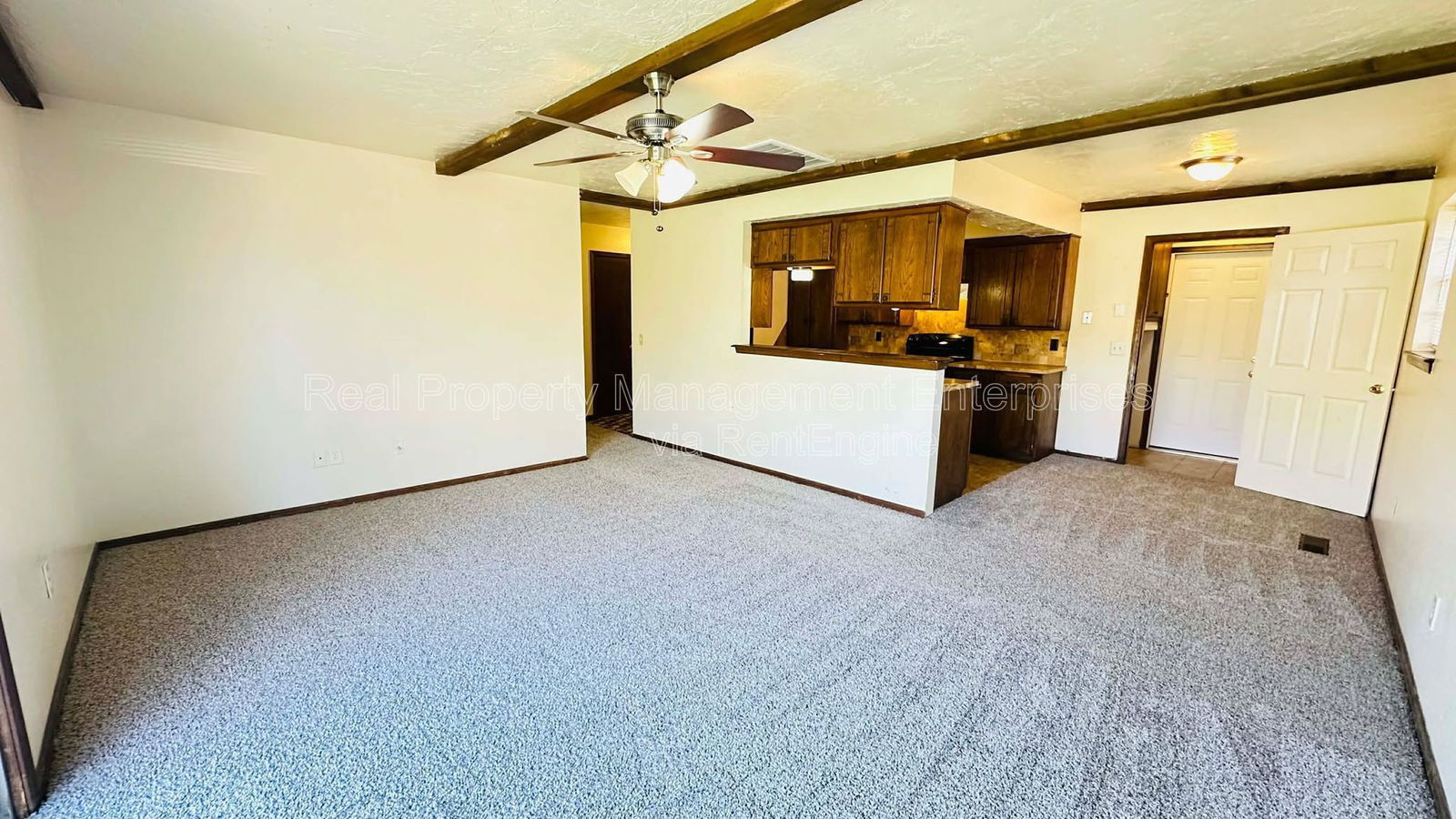 Building Photo - 4816 S Fairmont Ave