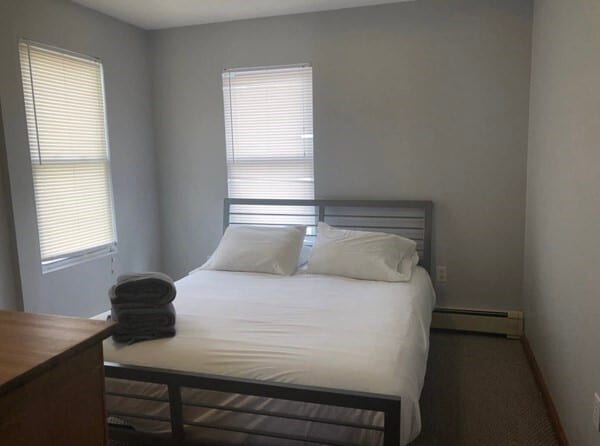 Building Photo - 138 Ferry St