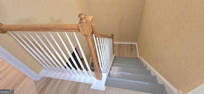 Building Photo - 11 Brookview Dr