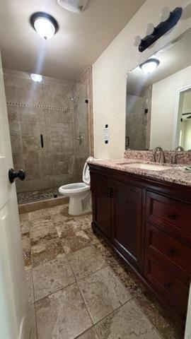 Building Photo - 13980 Red Wood Cir N