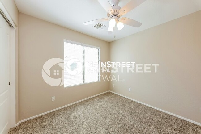 Building Photo - 6720 N 129th Ln
