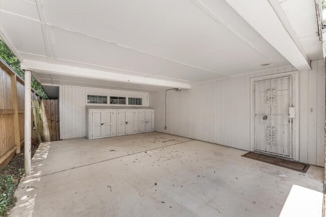 Building Photo - 3510 Elmridge St