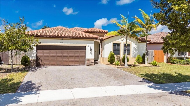 Building Photo - 2541 SE 1st St