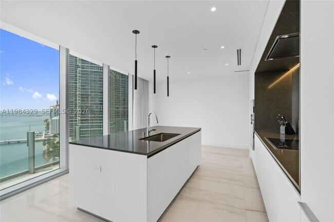 Building Photo - 300 Biscayne Blvd