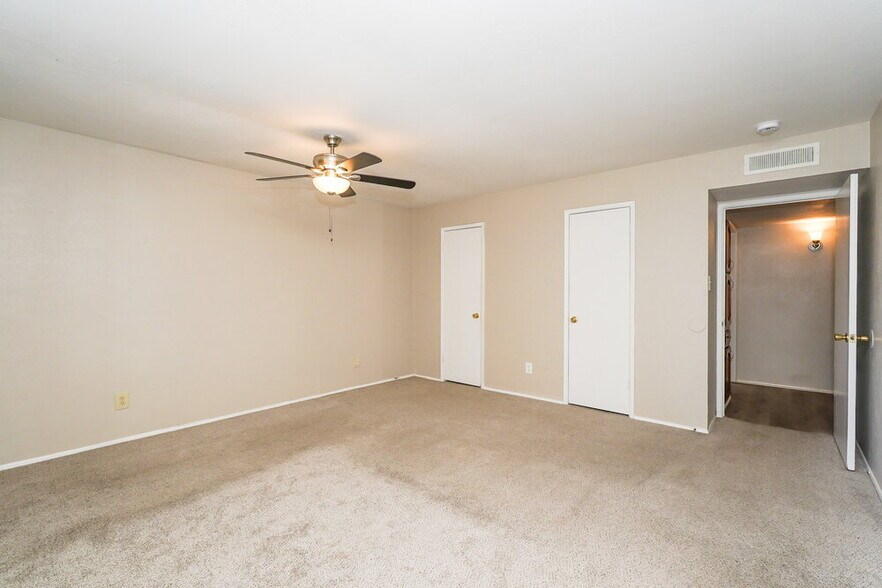 Building Photo - 3913 Horizon Pl
