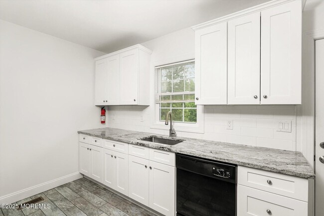 Building Photo - 1253 Yardville Allentown Rd