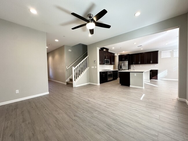 Building Photo - 6025 Palermo Way