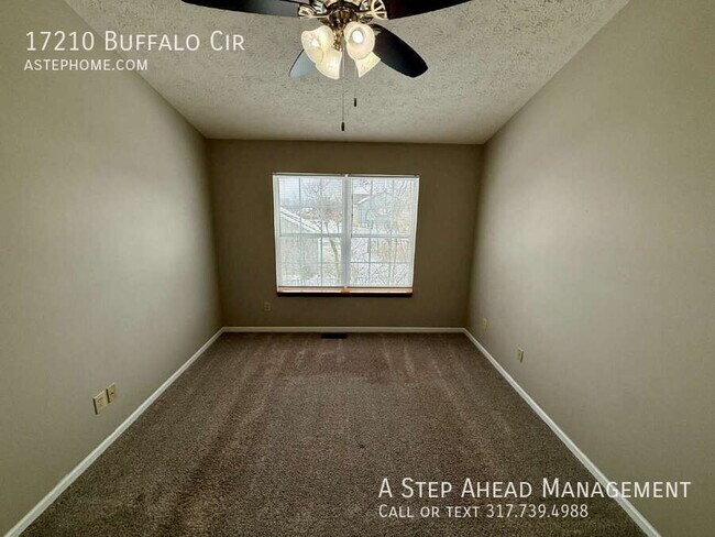 Building Photo - 17210 Buffalo Cir
