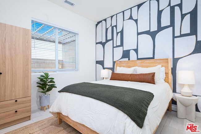 Building Photo - 1605 Candela Ct