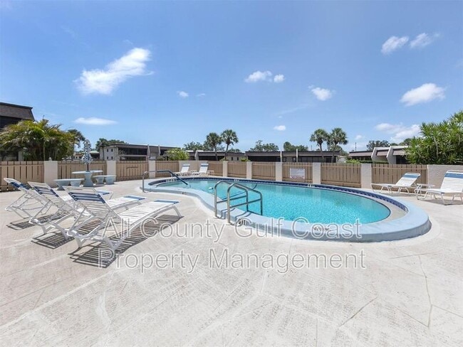 Building Photo - 1737 Bonitas Cir