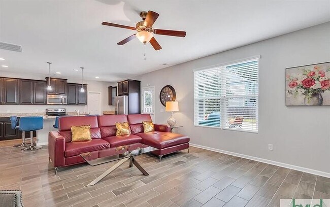 Building Photo - 365 Southwilde Way