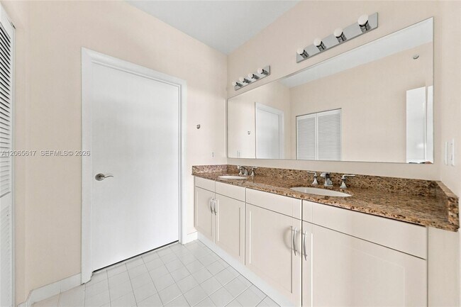 Building Photo - 7275 SW 90th Way