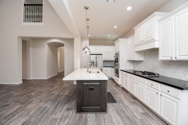 Building Photo - 27231 Symphony Creek Ln