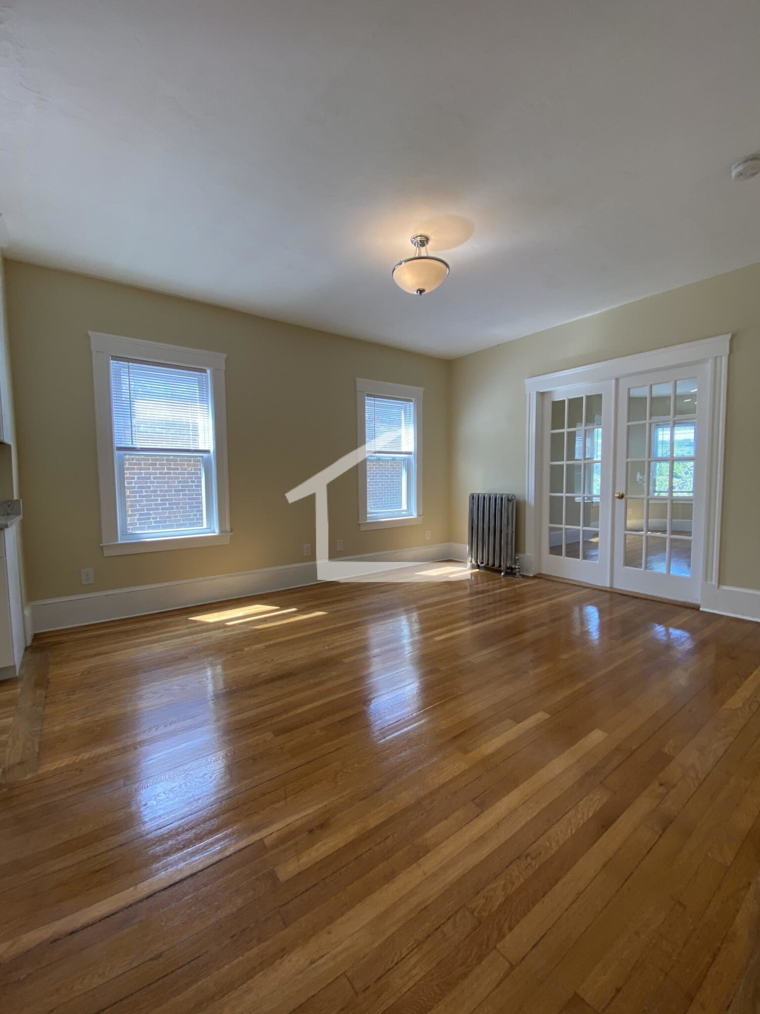 Building Photo - 303 Tappan St
