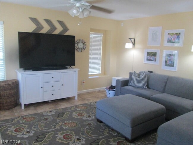 Building Photo - 221 Luninborg St