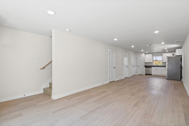 Building Photo - Brand New, Modern, and Ready for You in Temple, TX!