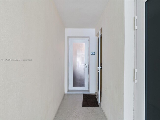 Building Photo - 255 Sunrise Dr