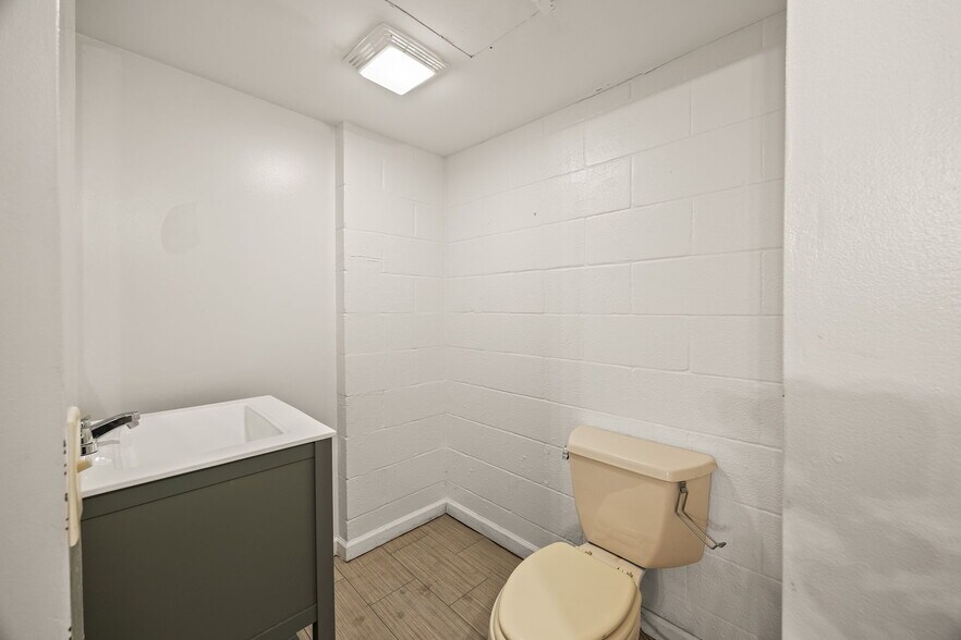 Building Photo - 258 Idlewild Dr
