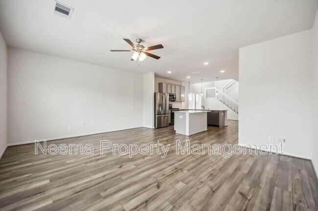 Building Photo - 20983 New Proper Dr