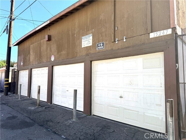 Building Photo - 15247 Acre St