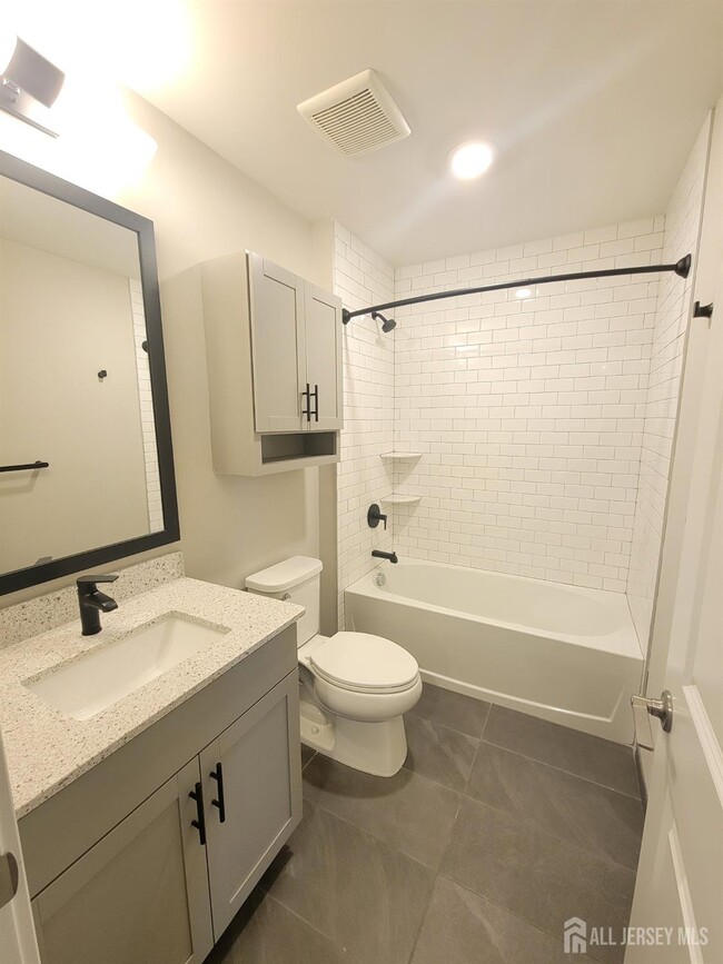Building Photo - 504 Lasko Ln