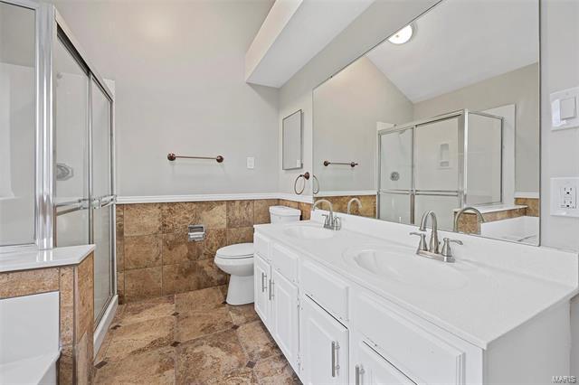 Building Photo - 655 Foxtail Dr