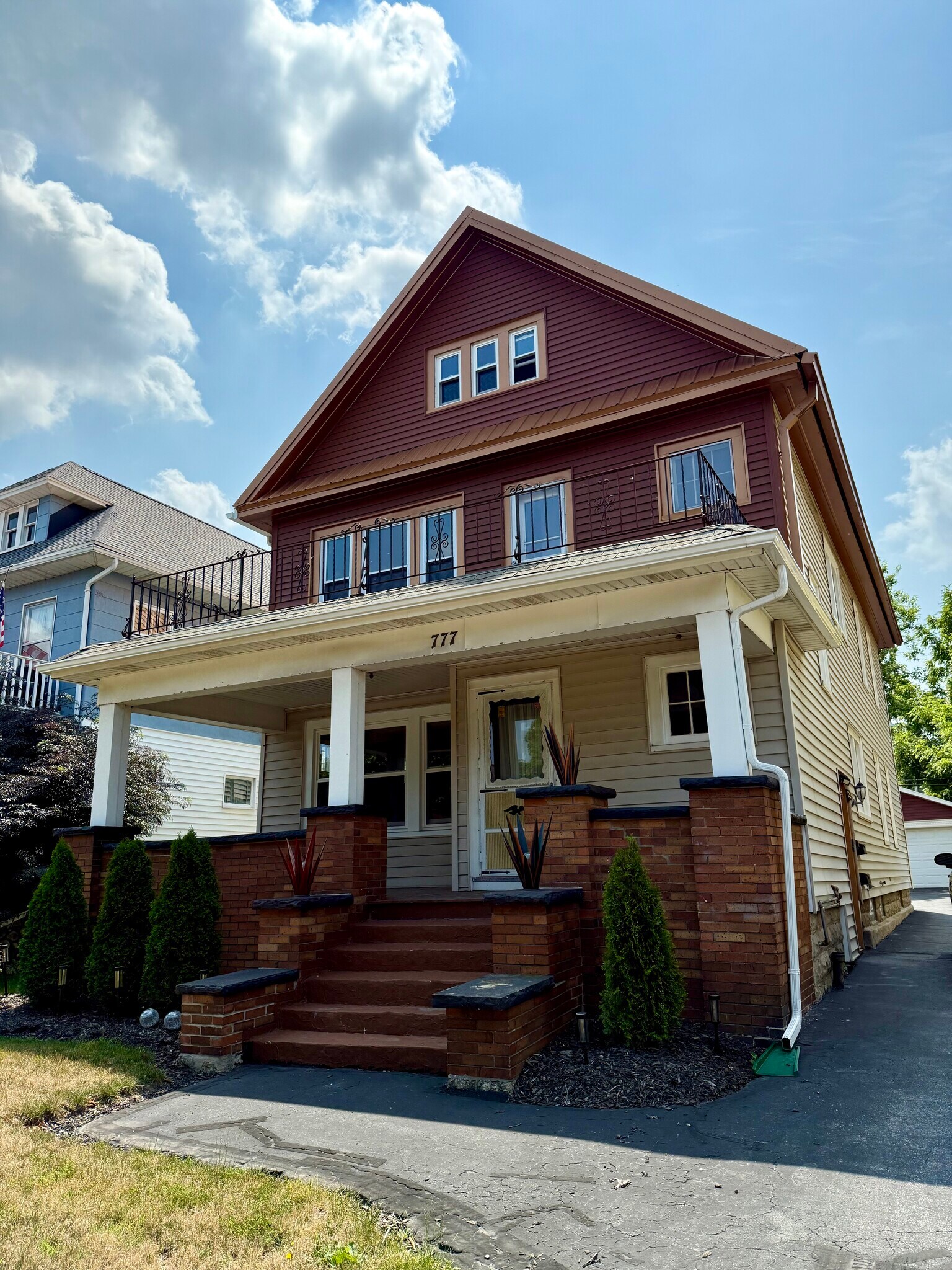 Building Photo - 777 Amherst St