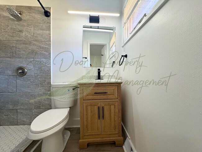 Building Photo - BEAUTIFUL HOME IN KANSAS CITY KANSAS