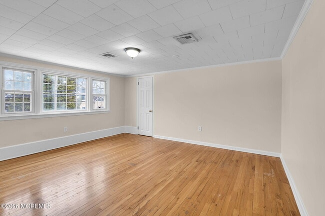 Building Photo - 1001 Arnold Ave