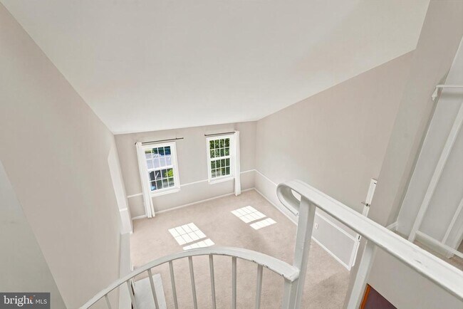 Building Photo - 12287 Wadsworth Way