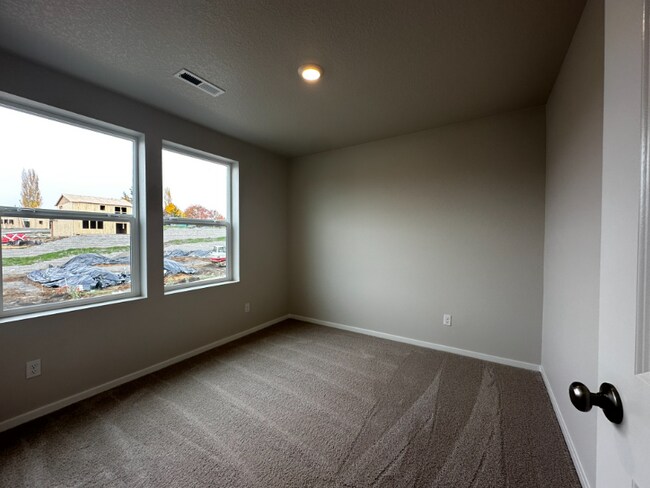 Building Photo - 3294 Southeast 35th Street